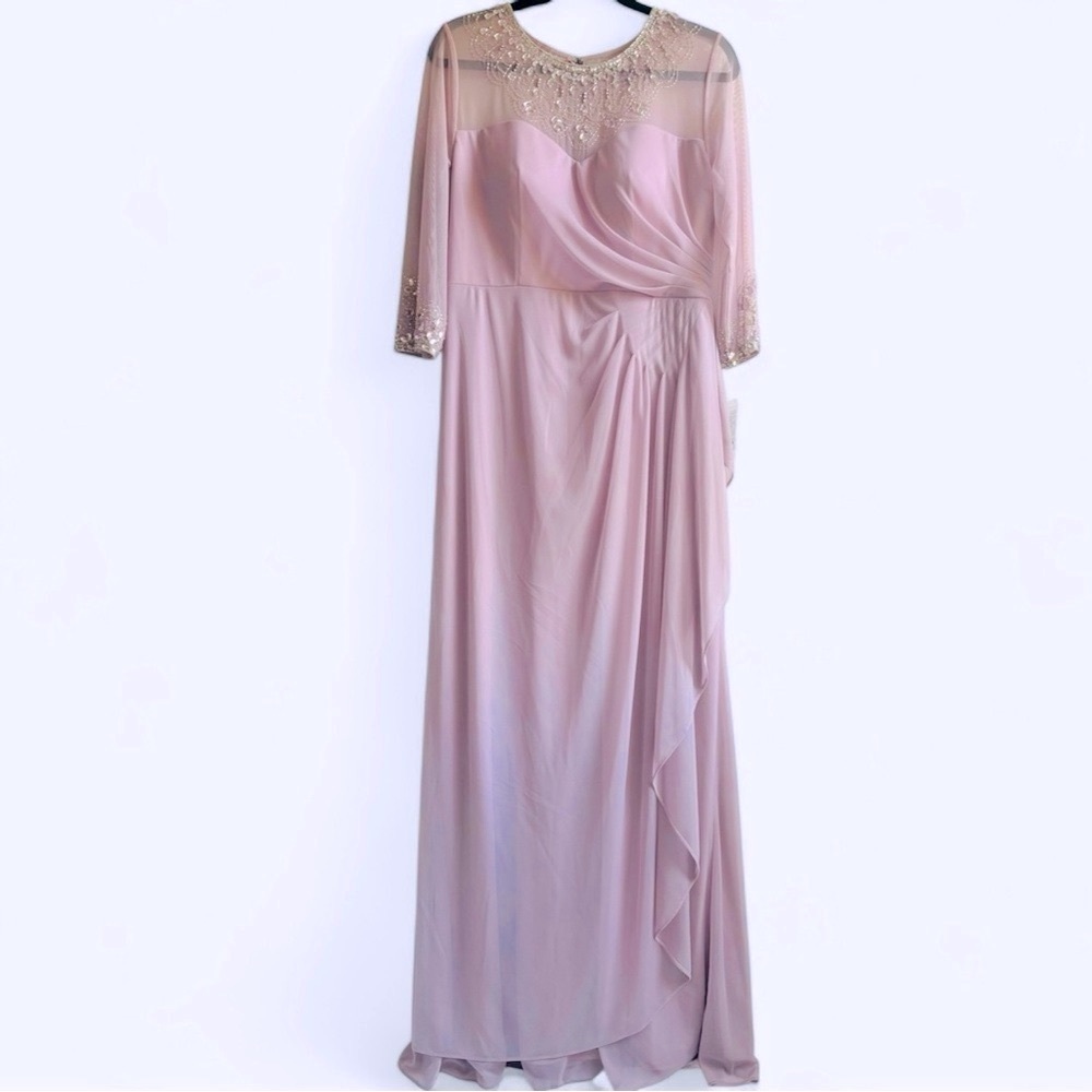 Alex Evenings A-Line Mesh Gown with Beaded Illusion Sweetheart Neckline Size 12P